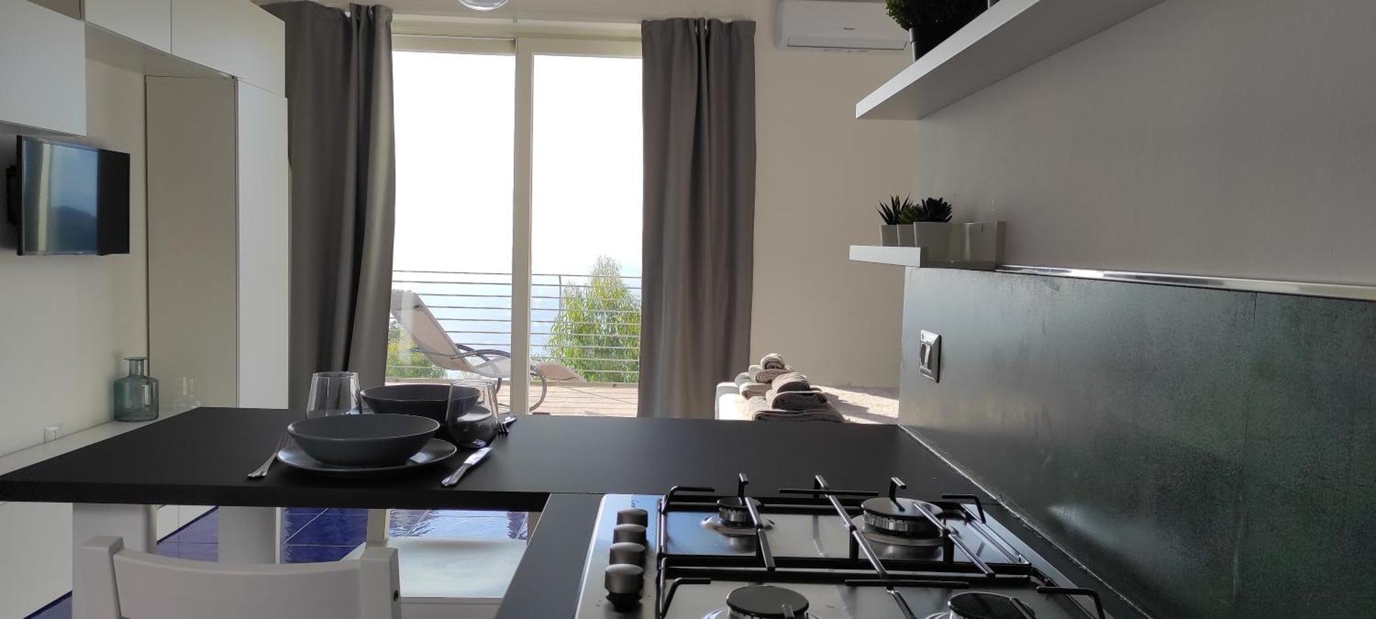 Alice Apartment Кастелабате Екстериор снимка